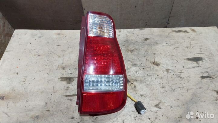 Фонарь задний правый Matrix 1 рестайлинг