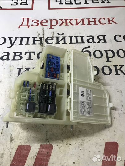 Блок предохранителей салонный Land Rover Freelande