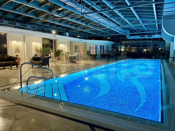 2-к. квартира, 112,9 м², 4/9 эт.