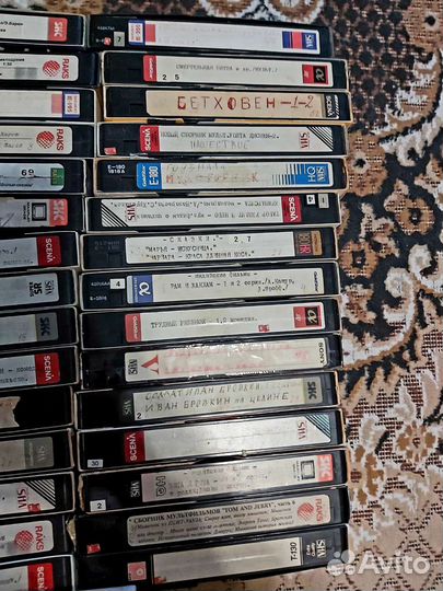 Видеокассеты