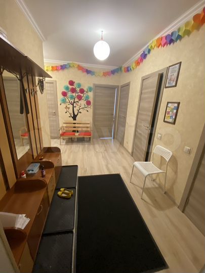 3-к. квартира, 85,6 м², 1/25 эт.