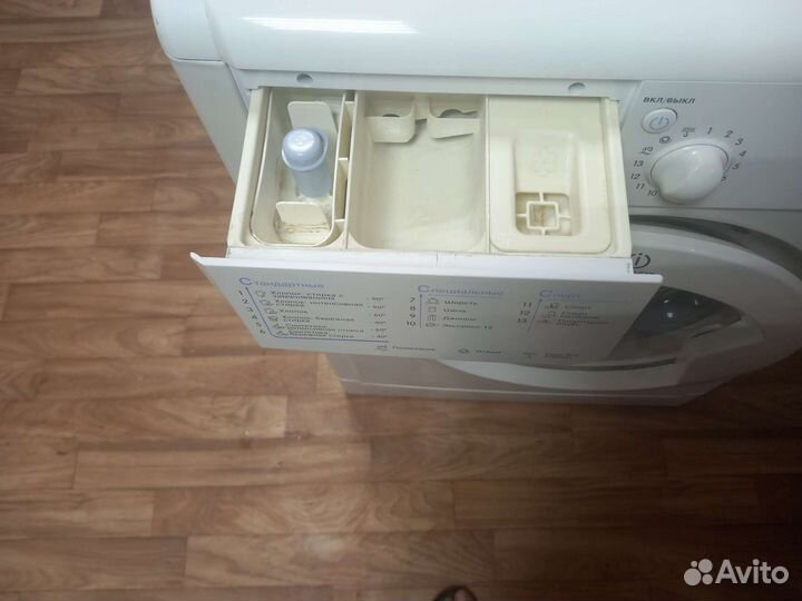Стиральная машина indesit
