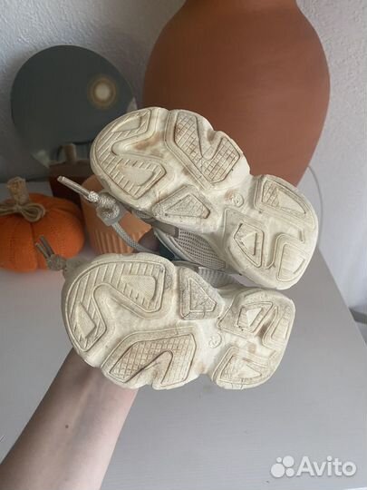 Кроссовки детские