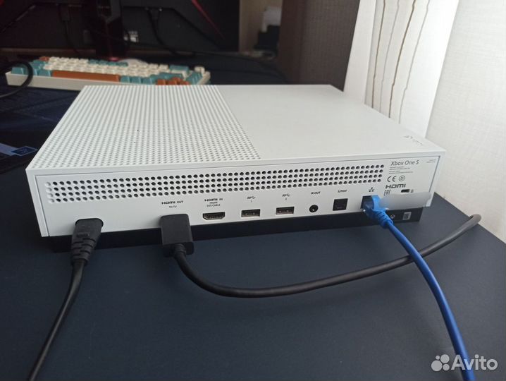 Консоль Xbox one S