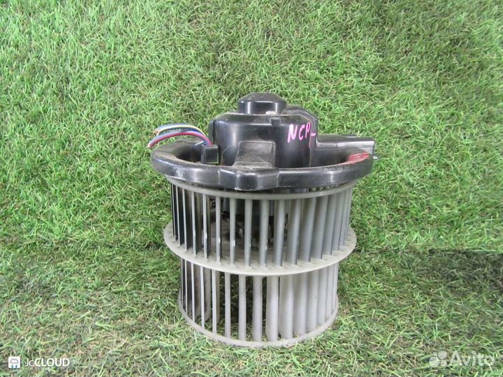 Мотор печки на toyota porte NNP15 1NZ-FE