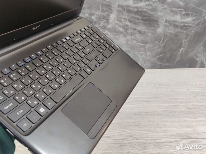 Acer / GeForce 820m /intel i3