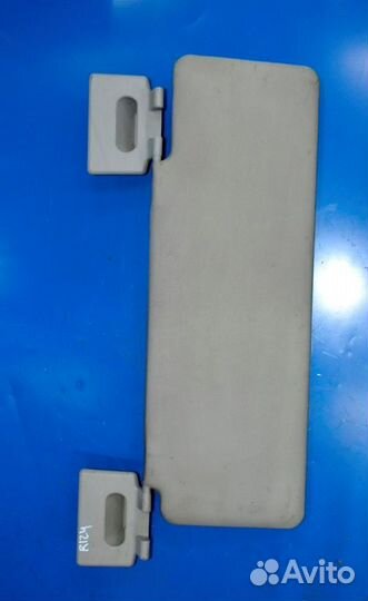 Солнцезащитный козырек в салоне, центральный renau