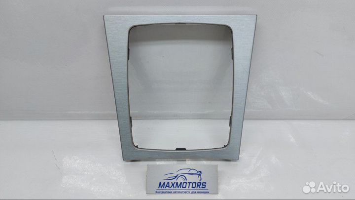 Накладка кулисы Mercedes-Benz C W204 6.3 2009