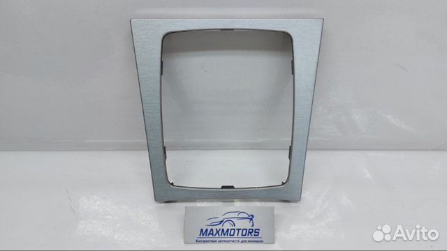 Накладка кулисы Mercedes-Benz C W204 6.3 2009