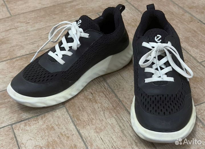 Кроссовки детские 32р. ecco SP.1 lite K