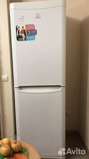 Холодильник indesit BH 180 NF