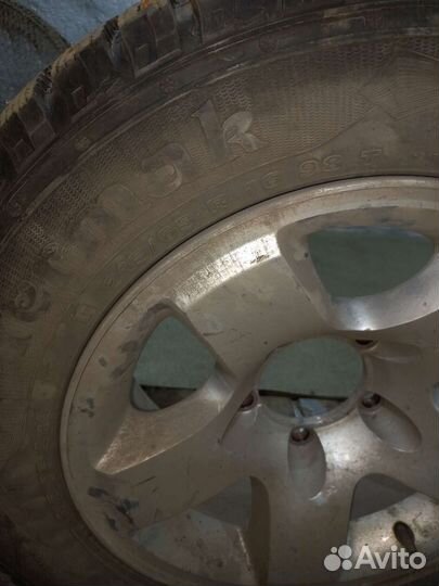 Matador MP 95 Yermak 215/65 R16 98