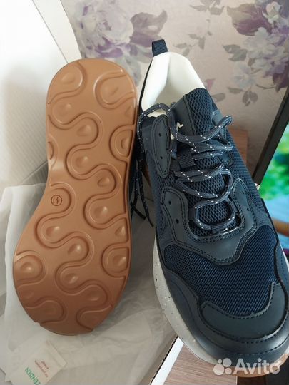 Кроссовки женские41 размер