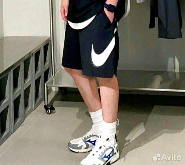 Шорты Nike swoosh