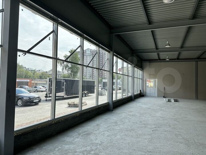 Торговая площадь 720м в центре города