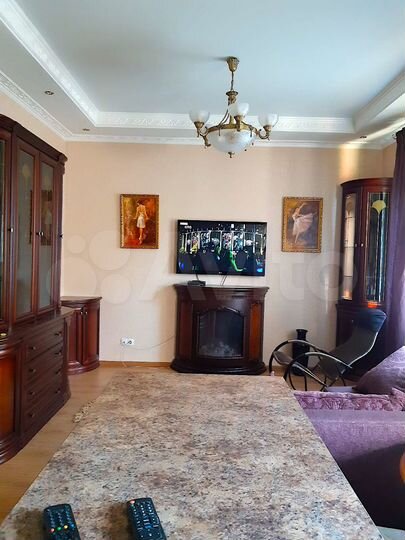 3-к. квартира, 98 м², 1/3 эт.