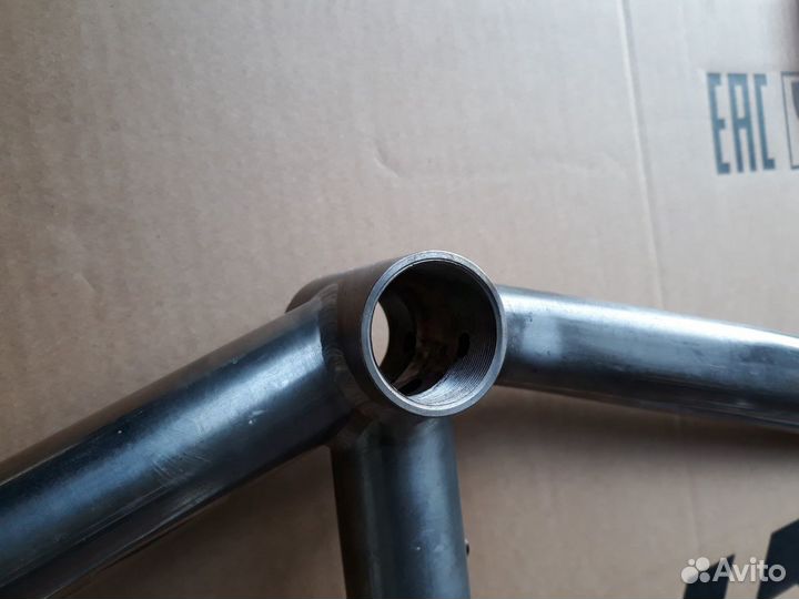 Титановая рама