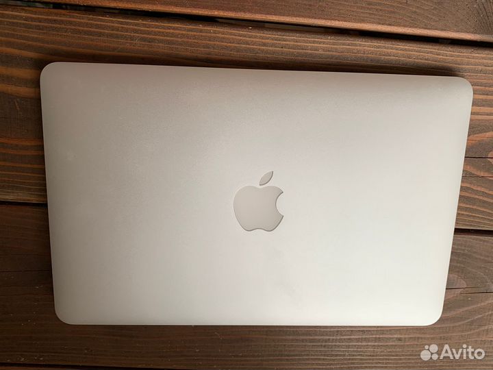 Macbook air 13 early 2015