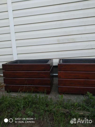 Деревянные кашпо для цветов