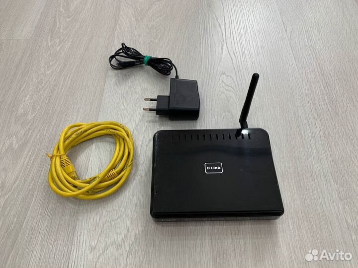 Два Wi-Fi роутера D-Link DIR-300