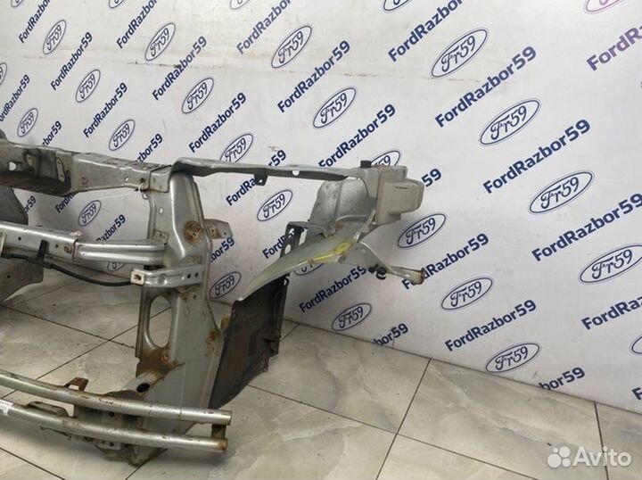 Панель передняя (телевизор) Suzuki Grand Vitara JT