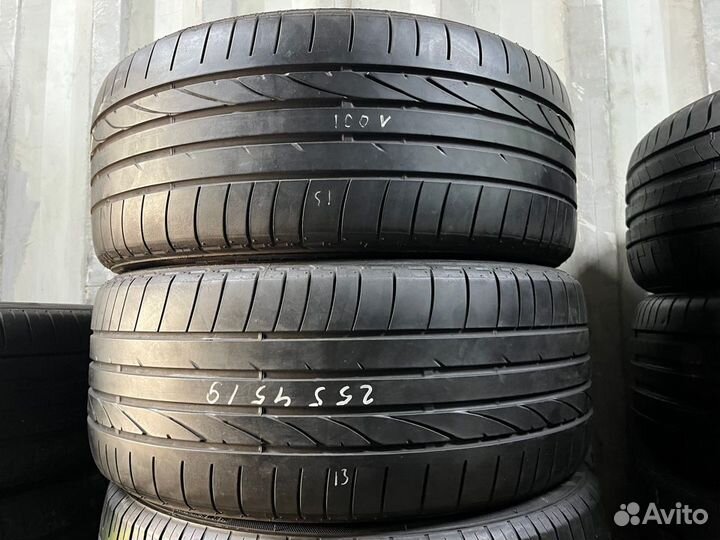 Bridgestone Dueler H/P Sport 255/45 R19 V