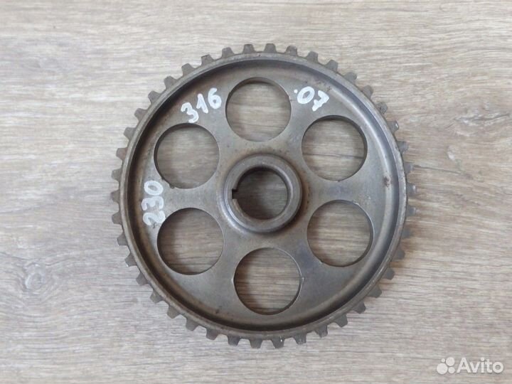 Шестерня (шкив) распредвала 2113