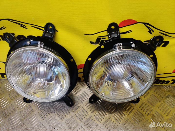 Фара (оригинал Япония) передняя Nissan Patrol Y60