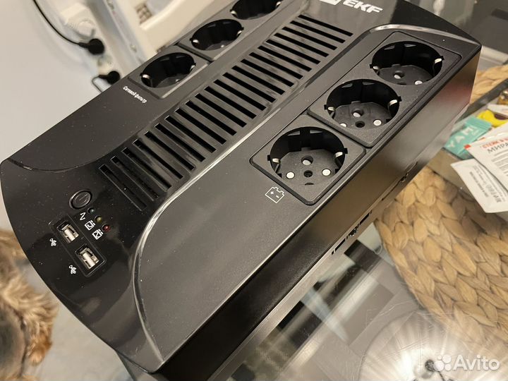 Источник бесперебойного питания 800 ва