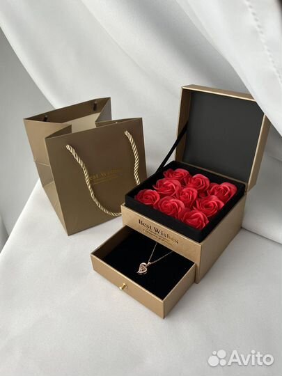 Подарок девушке