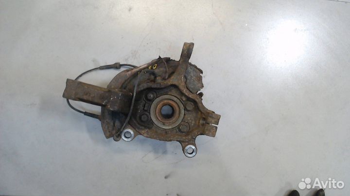 Ступица (кулак, цапфа) Nissan Rogue, 2010