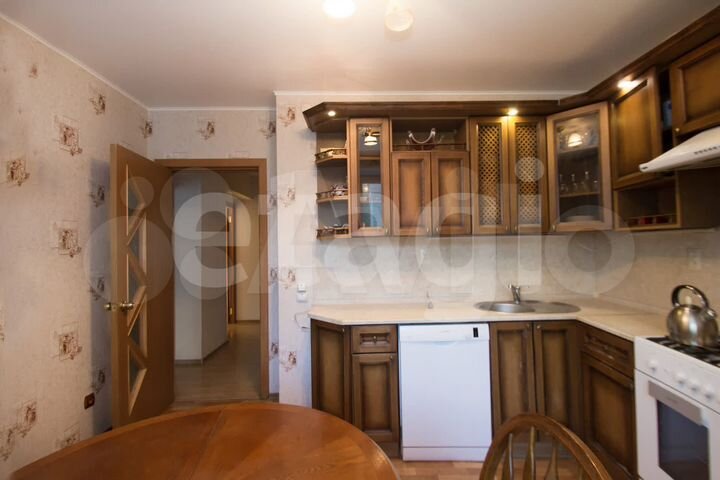 3-к. квартира, 77,5 м², 3/6 эт.