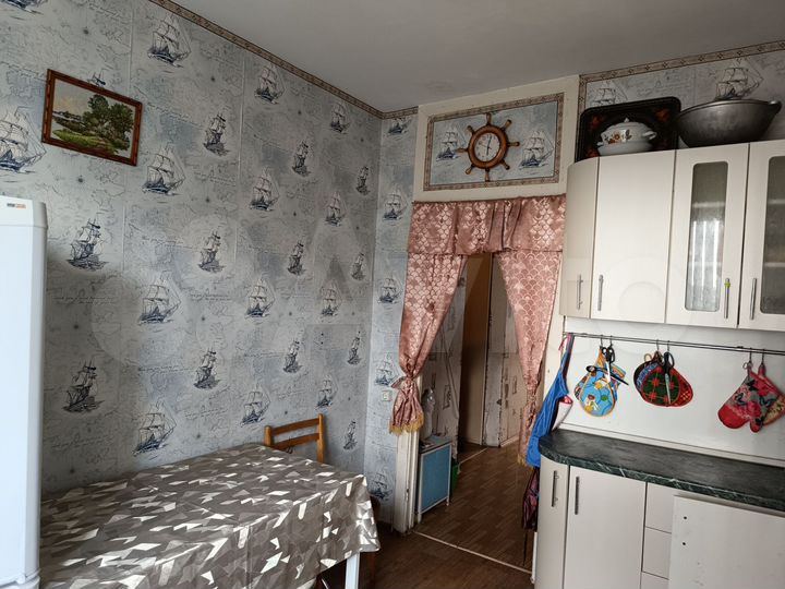 4-к. квартира, 95 м², 5/10 эт.