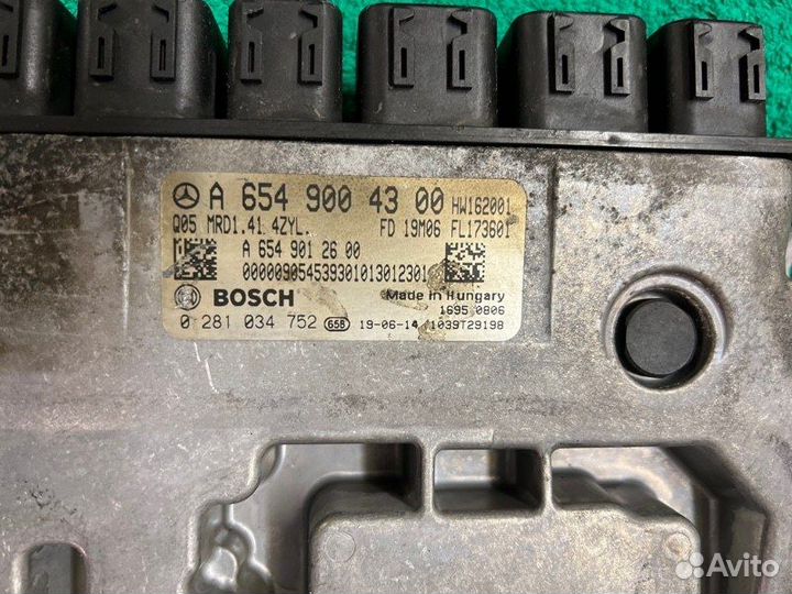 Блок управления двигателем Mercedes E-Class W213