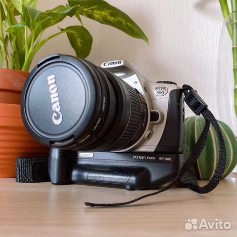 Пленочный фотоаппарат Canon EOS 300