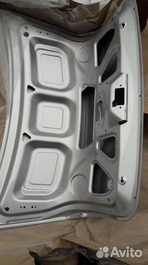 Крышка багажника ваз 2190 Гранта в цвет