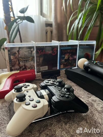 PS3 500GB, 2 джоя, 25 игр, мув, пульт, зар, камера
