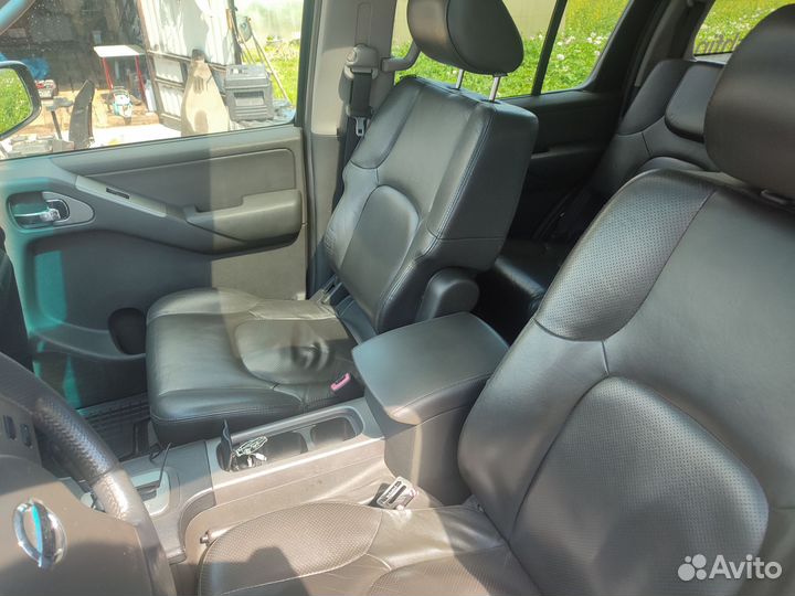 Nissan Pathfinder 2.5 AT, 2005, 286 000 км