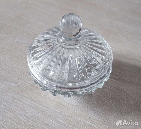 Сахарница хрустальная