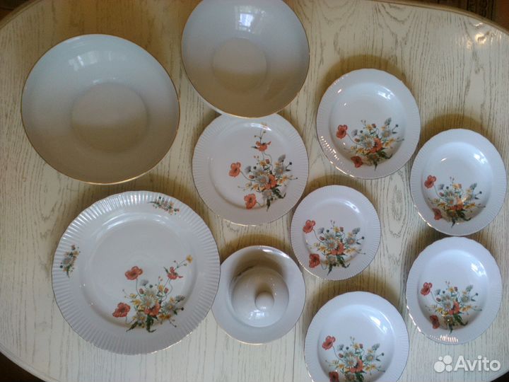 Остатки обеденного сервиза Jlmenau Graf von Henneb