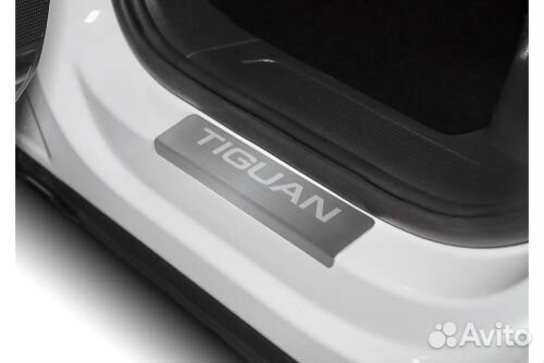 Накладки на пороги Volkswagen Tiguan II 2016-2020