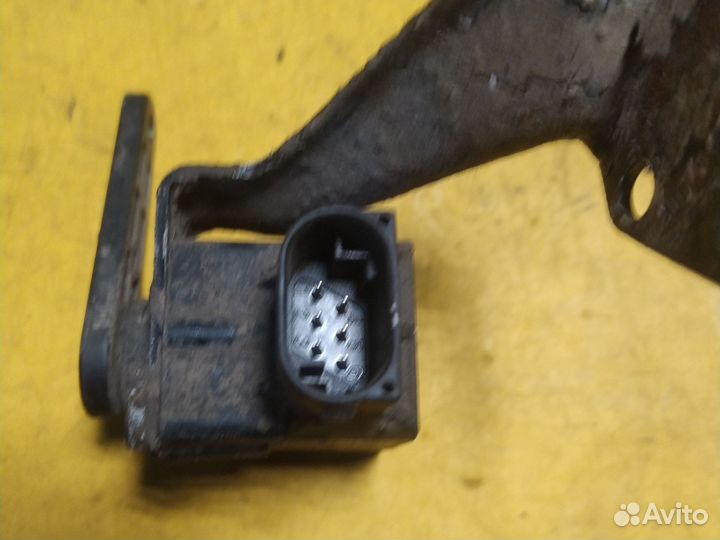 Датчик положения кузова Ауди А6 С5