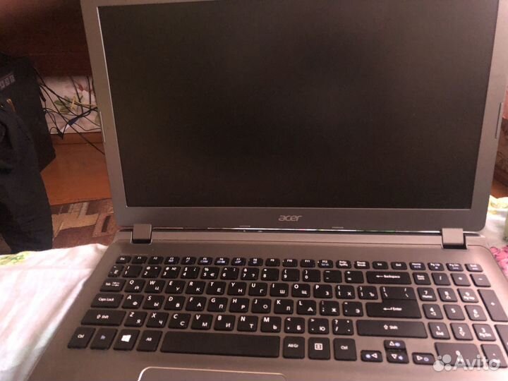 Acer aspire v