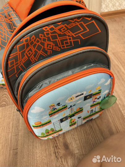 Рюкзак школьный