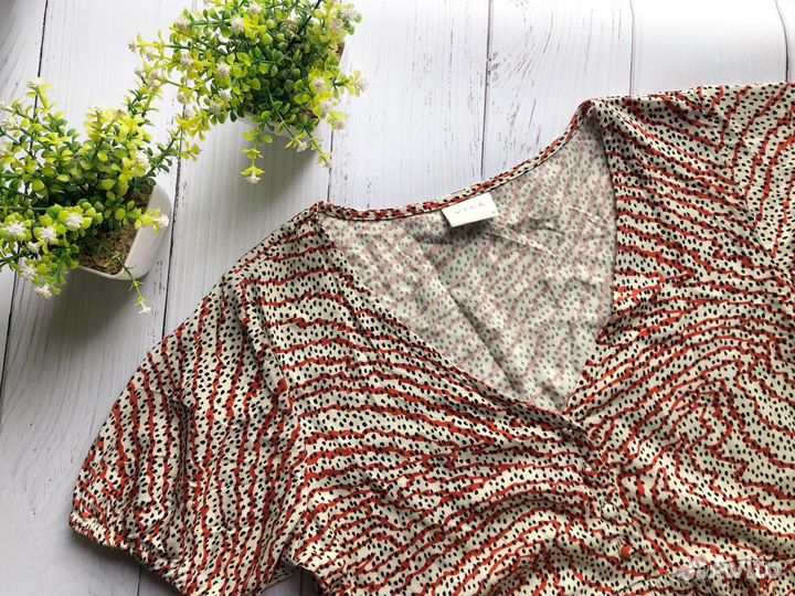 Платье из вискозы 44