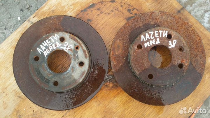 Chevrolet Lacetti передние тормозные диски