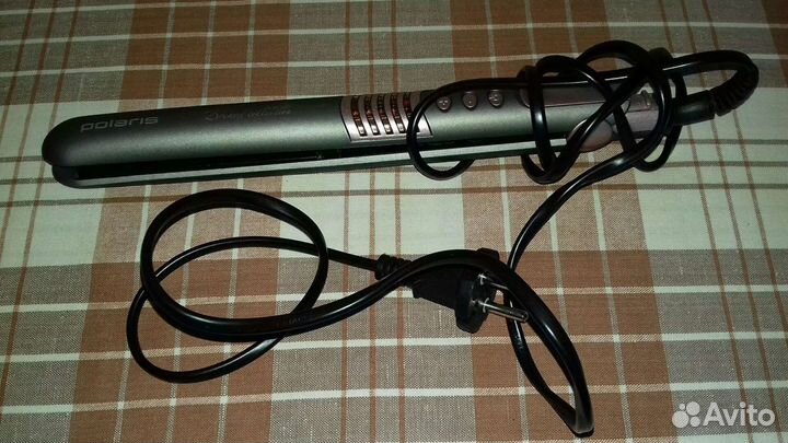 Электрощипцы для выпрямления волос новые