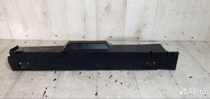 Обшивка багажника задняя правая Porsche Macan Gts