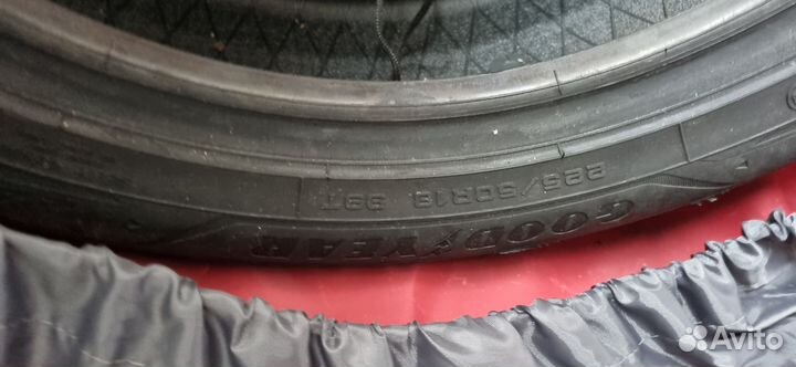 Goodyear Kmax D 225/50 R18 99T