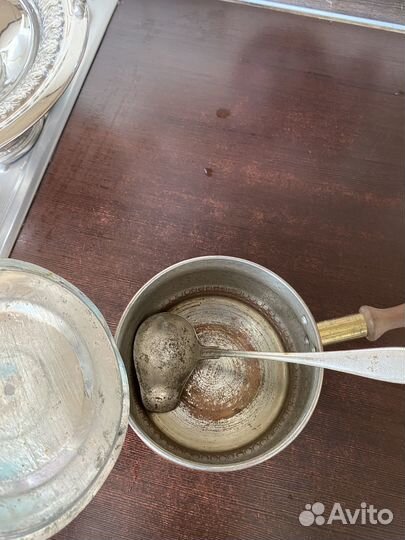 Медная кастрюля